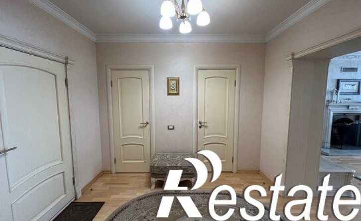 3-комн квартира улица 8 Марта, 2,  д. 2