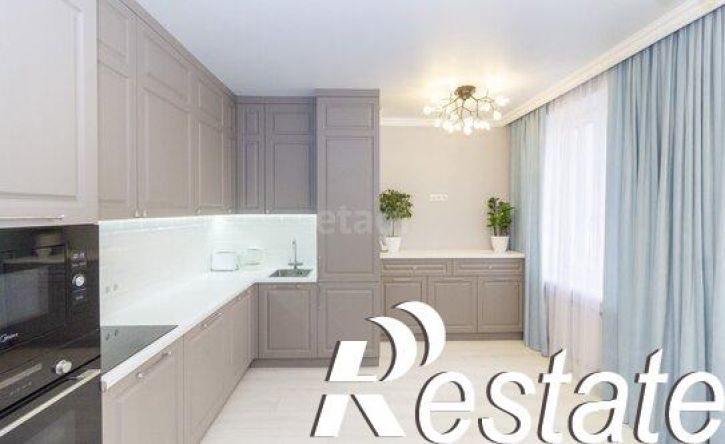 3-комн квартира улица Фармана Салманова, 26,  д. 26