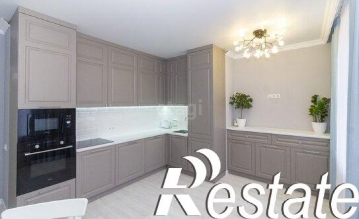 3-комн квартира улица Фармана Салманова, 26,  д. 26