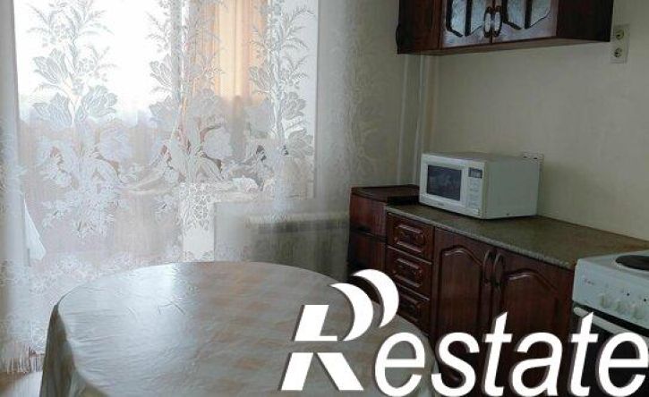 3-комн квартира улица Энергостроителей, 20,  д. 20