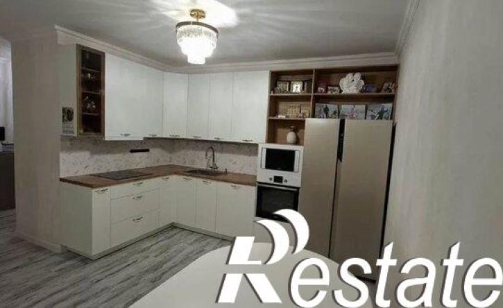 4-комн квартира Харьковская улица, 72Б,  д. 72Б