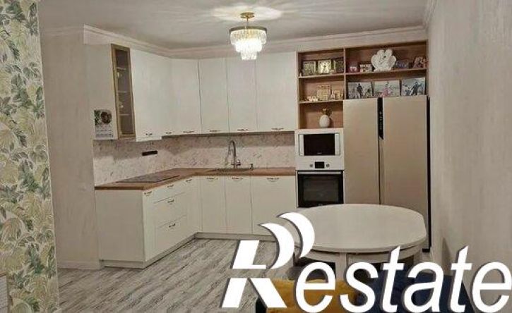 4-комн квартира Харьковская улица, 72Б,  д. 72Б