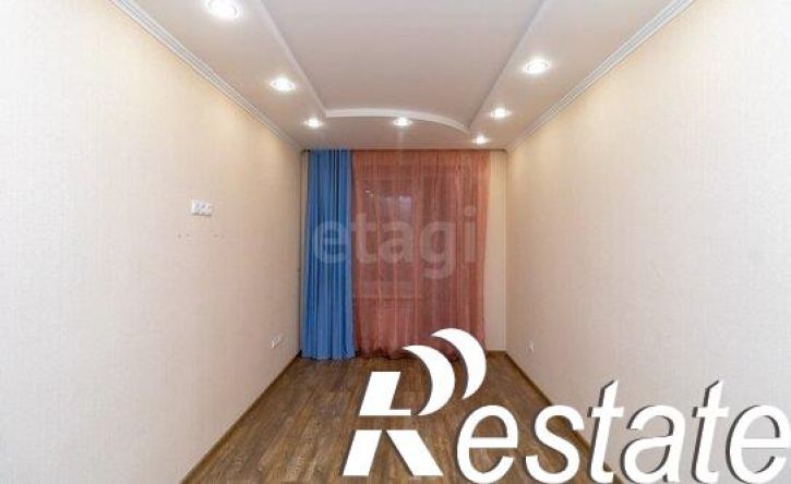 3-комн квартира улица Малиновского, 8,  д. 8