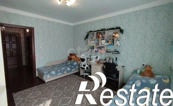4-комн квартира Широтная улица, 99,  д. 99