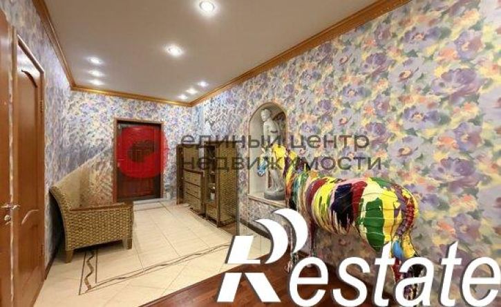 3-комн квартира улица 8 Марта, 2,  д. 2
