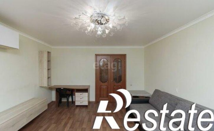 3-комн квартира Широтная улица, 19,  д. 19