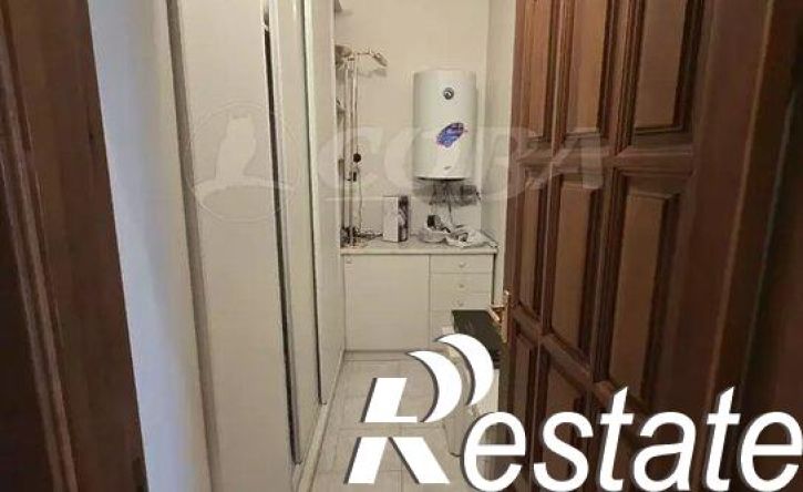 4-комн квартира улица Дзержинского, 69,  д. 69