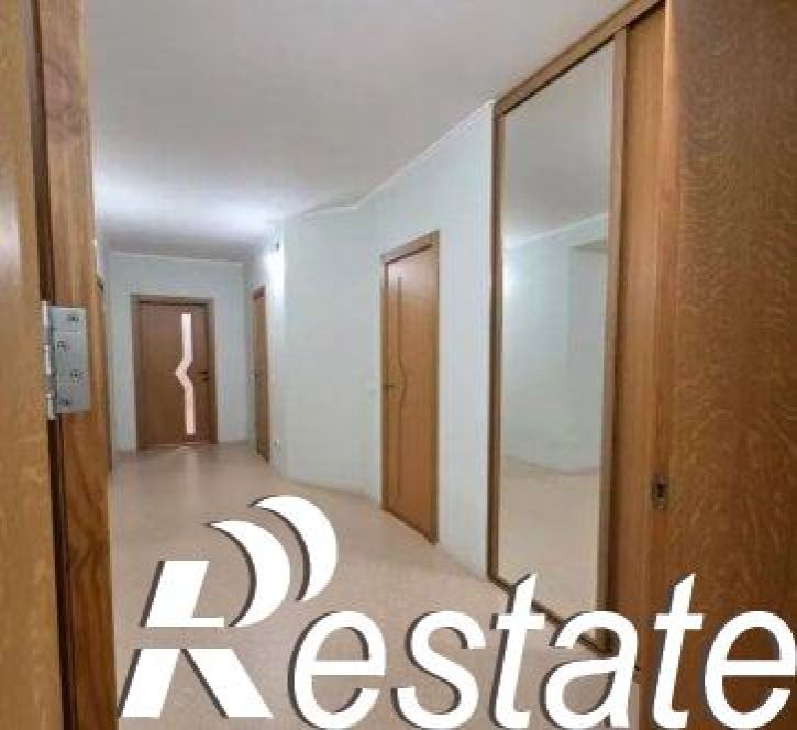 3-комн квартира улица Грибоедова, 15 к2,  д. 15 к2