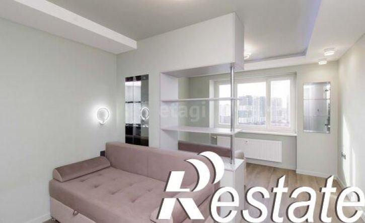 3-комн квартира улица Монтажников, 38,  д. 38