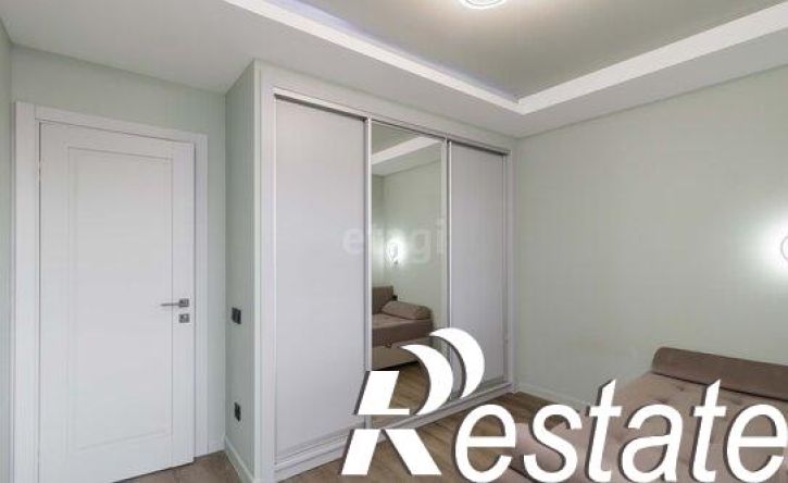 3-комн квартира улица Монтажников, 38,  д. 38