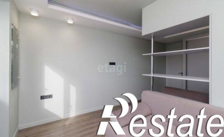 3-комн квартира улица Монтажников, 38,  д. 38