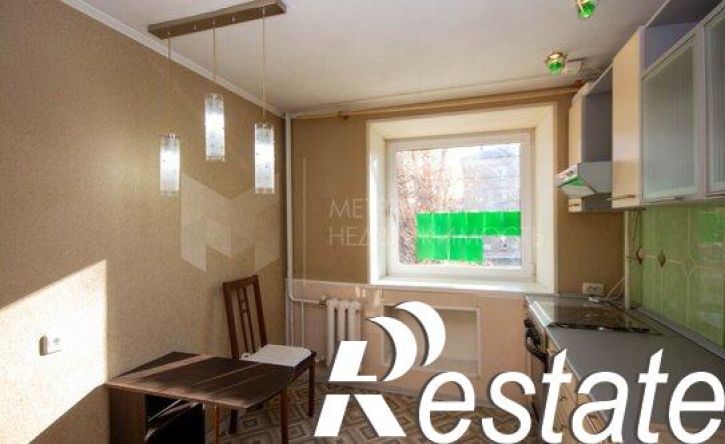 3-комн квартира улица 50 лет Октября, 37А,  д. 37А