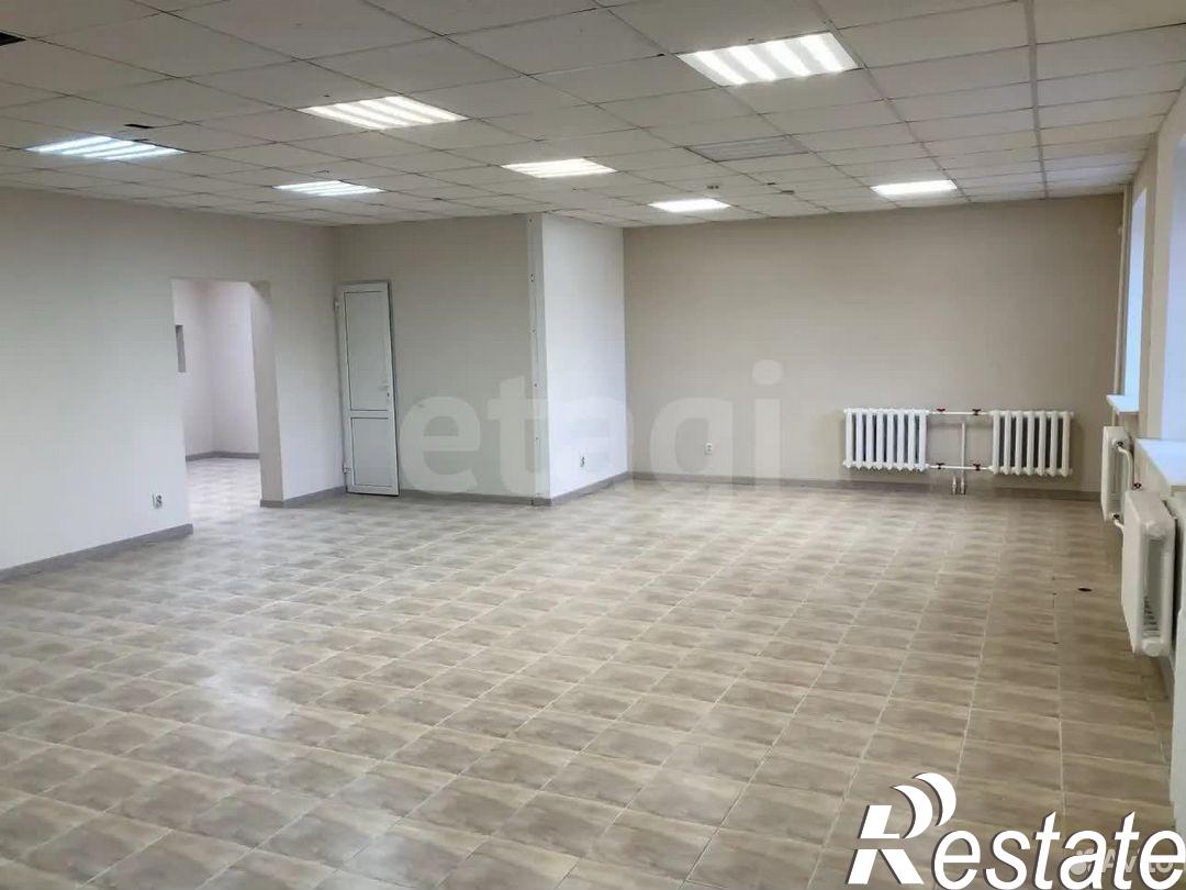 Купить торговое помещение за 13 300 000 рублей на улица Домостроителей, 36