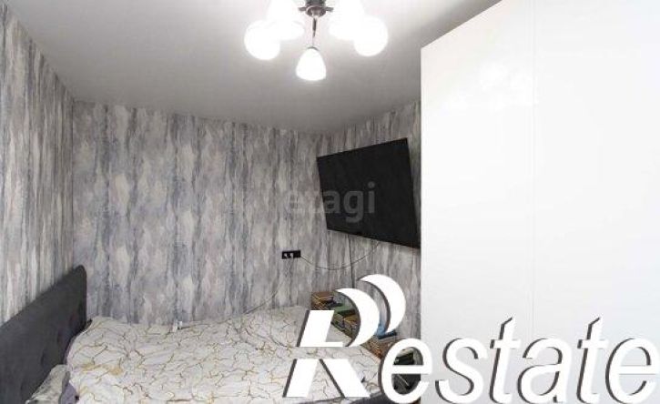 2-комн квартира улица Хохрякова, 80,  д. 80