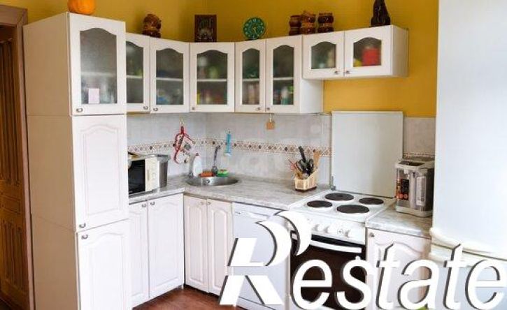 2-комн квартира улица Домостроителей, 10,  д. 10
